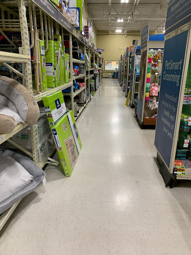 Pet Supply Store «PetSmart», reviews and photos, 5890 Trussville Crossings Pkwy, Birmingham, AL 35235, USA