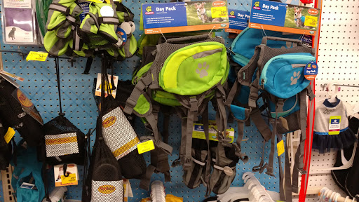 Pet Supply Store «PetSmart», reviews and photos, 10164 Colerain Ave, Cincinnati, OH 45251, USA