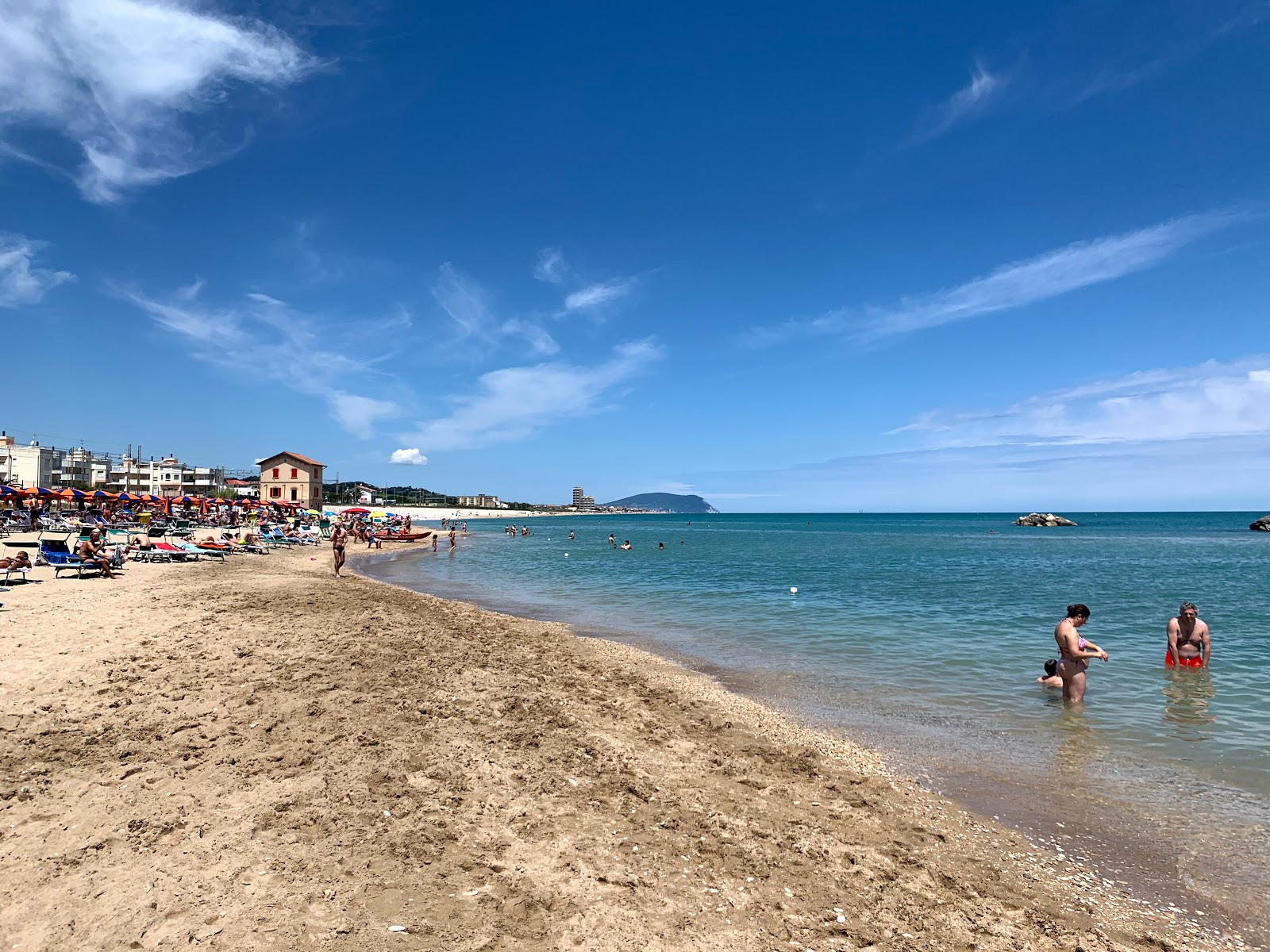 Foto von Lido Stabilimento Balneare Santina mit beiger sand Oberfläche