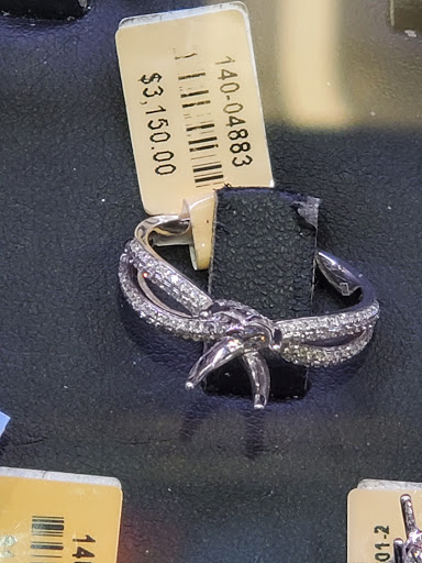 Jewelry Store «Golden Nugget Jewelers», reviews and photos, 800 Chestnut St, Philadelphia, PA 19107, USA