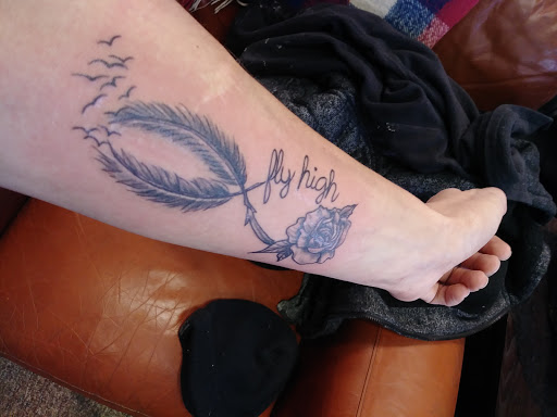 Tattoo Shop «Angel Rose Tattoo», reviews and photos, 2804 1st Ave E, Hibbing, MN 55746, USA