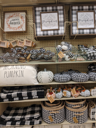 Craft Store «Hobby Lobby», reviews and photos, 1275 S College Mall Rd, Bloomington, IN 47401, USA