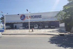 Supermercado La Torre Puerto Barrios image