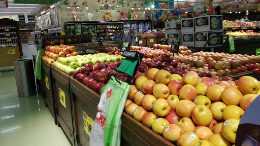 Grocery Store «Crest Fresh Market», reviews and photos, 2550 Mt Williams Dr, Norman, OK 73069, USA