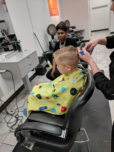 Hair Salon «Hair Cuttery», reviews and photos, 5624 Fishhawk Crossing Blvd, Lithia, FL 33547, USA