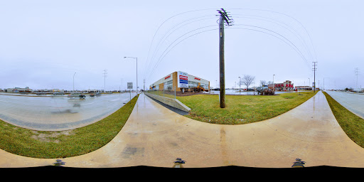 Sporting Goods Store «2nd Wind Exercise Equipment», reviews and photos, 4412 E New York St, Aurora, IL 60504, USA