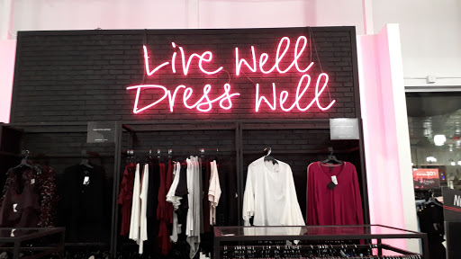 Shopping Mall «Beverly Center», reviews and photos, 8500 Beverly Blvd, Los Angeles, CA 90048, USA