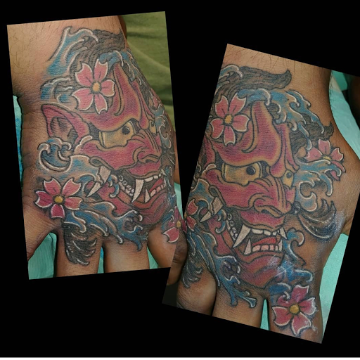 Tattoo Shop «Peace of Art Tattoo», reviews and photos, 15337 S Cicero Ave G, Oak Forest, IL 60452, USA