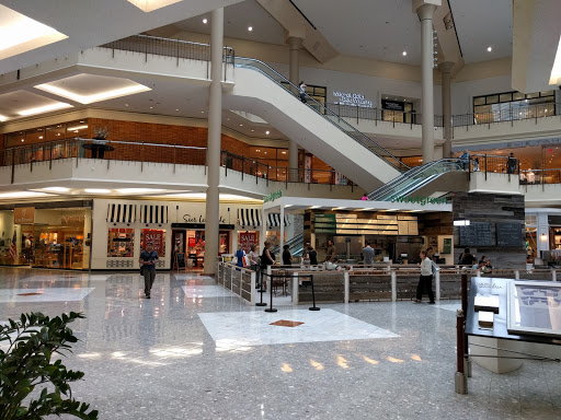 Shopping Mall «Tysons Galleria», reviews and photos, 2001 International Dr, McLean, VA 22102, USA