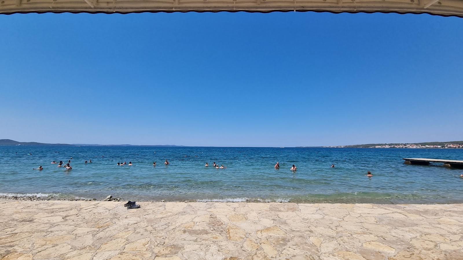 Diklo Village Beach'in fotoğrafı ve yerleşim