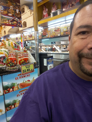 Grocery Store «El Rancho Supermercado», reviews and photos, 6800 Berkman Dr, Austin, TX 78723, USA