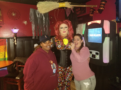 Night Club «Crimson Moon Tavern», reviews and photos, 1909 W 6th St, Wilmington, DE 19805, USA