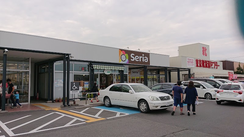 セリア 西友豊科店 長野県安曇野市豊科南穂高 100 円ショップ グルコミ