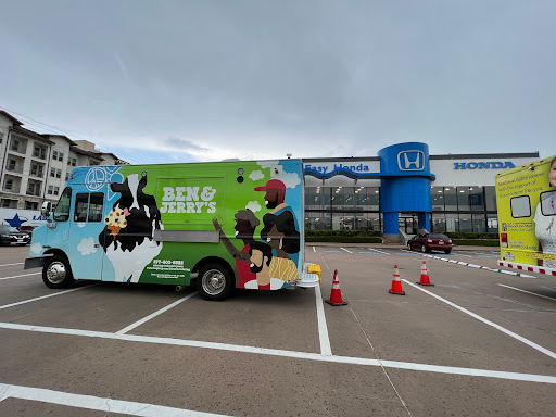 Honda Dealer «Spring Branch Honda», reviews and photos, 10250 Katy Fwy, Houston, TX 77043, USA