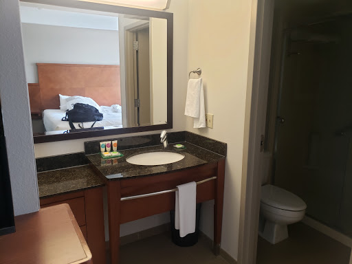 Hotel «Hyatt Place Kansas City/Overland Park/Metcalf», reviews and photos