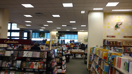 Book Store «Barnes & Noble», reviews and photos, 3120 Fairlane Dr, Allen Park, MI 48101, USA