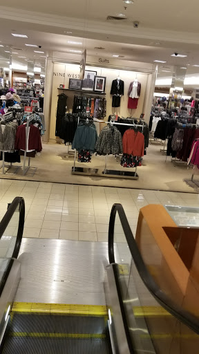 Shopping Mall «University Square», reviews and photos, 14060 Cedar Rd, Cleveland, OH 44118, USA
