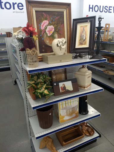 Thrift Store «Goodwill High Street Retail Store», reviews and photos