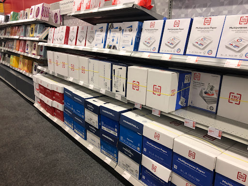 Office Supply Store «Staples», reviews and photos, 7157 Narcoossee Rd, Orlando, FL 32822, USA