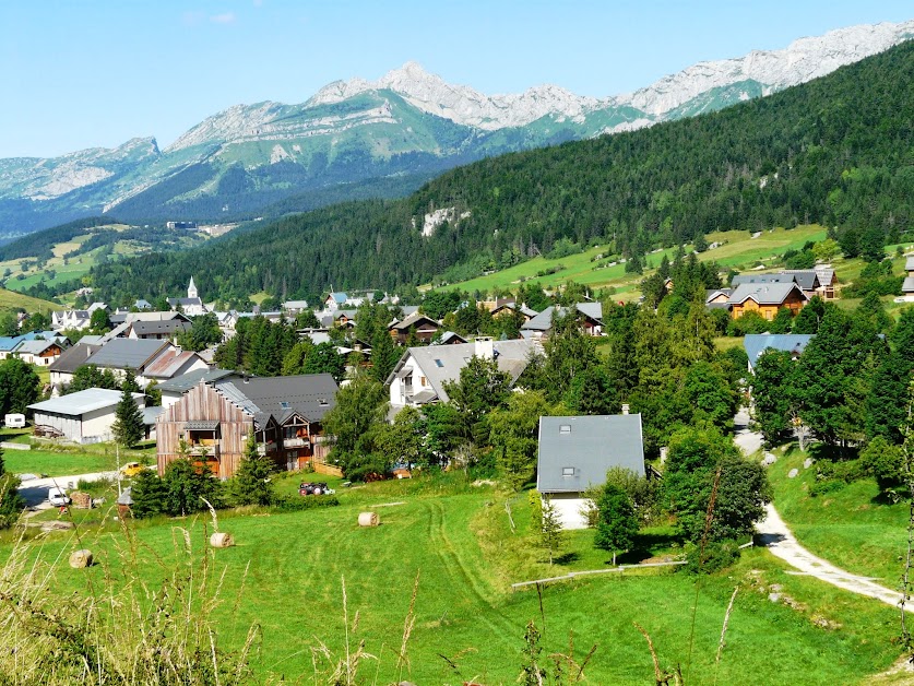 Les Petites Maisons de Corrençon en Vercors- Gites Famille Bec Corrençon-en-Vercors