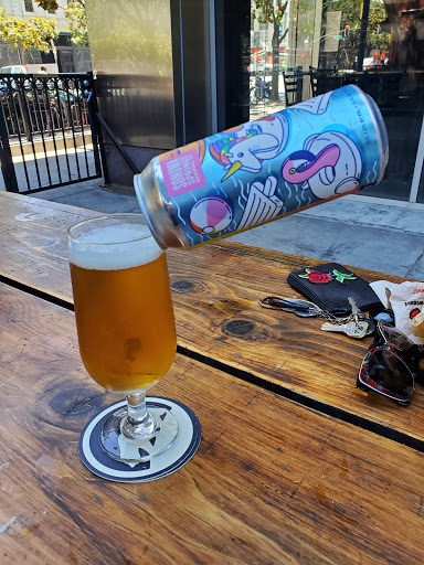 Bar «ISO Beers Beer Bar & Bottle Shop», reviews and photos, 75 E Santa Clara St #120, San Jose, CA 95113, USA