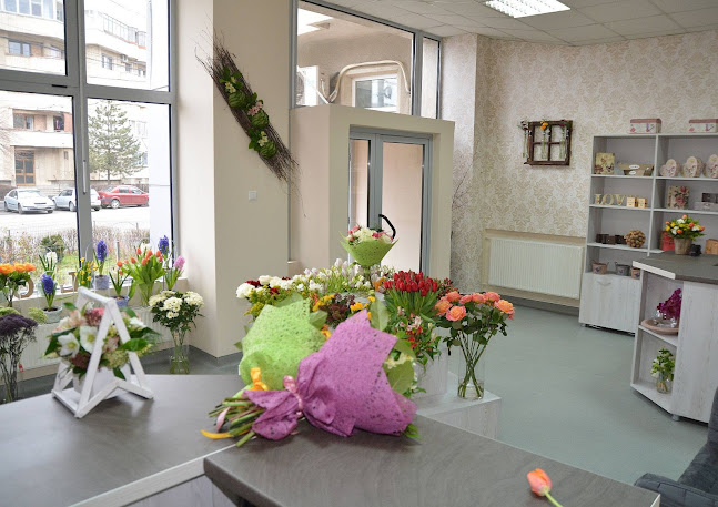 Opinii despre Little gifts & Flower shop în <nil> - Florărie