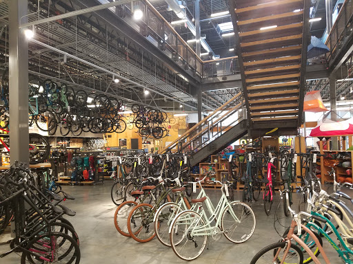 Outdoor Sports Store «REI», reviews and photos, 161 Town Square Pl, King of Prussia, PA 19406, USA