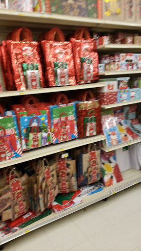 Grocery Store «Jewel-Osco», reviews and photos, 4 E Ogden Ave, Westmont, IL 60559, USA