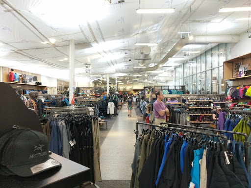 Camping Store «REI», reviews and photos, 1789 28th St, Boulder, CO 80301, USA