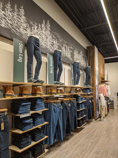 Clothing Store «L.L. Bean», reviews and photos, 4222 Easton Loop W, Columbus, OH 43219, USA