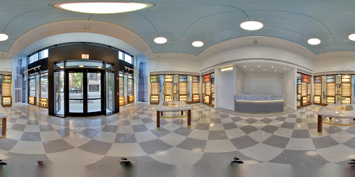 Eye Care Center «Warby Parker», reviews and photos, 1123 N State St, Chicago, IL 60610, USA