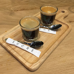 Photo n°51 de Ilang à Paris ()