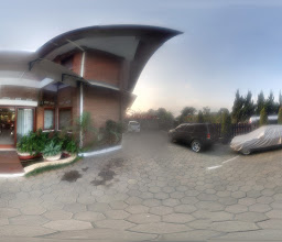 RedDoorz Plus near Dago Pakar photo