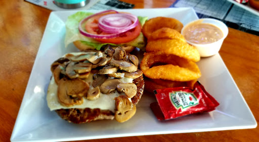 American Restaurant «Paradise Tiki Hut Restaurant and Bar», reviews and photos, 1502 Miramar St, Cape Coral, FL 33904, USA