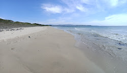 Photo de Bellbuoy Beach avec rivage droit, long