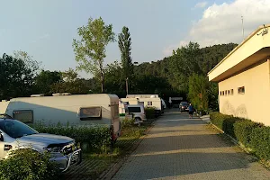 Misi kamp karavan image