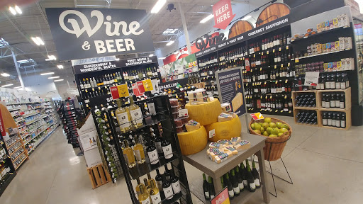 Grocery Store «Earth Fare North Canton», reviews and photos, 3939 Everhard Rd NW, North Canton, OH 44709, USA