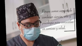 Odontólogo especialista Javier Delgado Guerrero