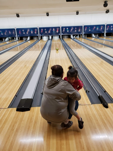 Bowling Alley «Buckeye Lanes», reviews and photos, 24488 Lorain Rd, North Olmsted, OH 44070, USA