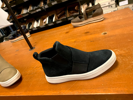 Shopping Mall «Liberty Village Outlet Marketplace», reviews and photos, 1 Church St, Flemington, NJ 08822, USA