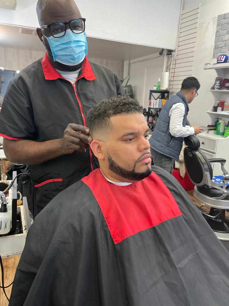 D & G Barbershop 07302
