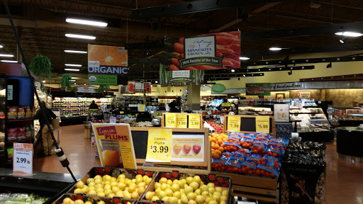 Grocery Store «Festival Foods», reviews and photos, 401 W 98th St, Bloomington, MN 55420, USA