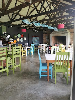 Cafe Crust - photo 1