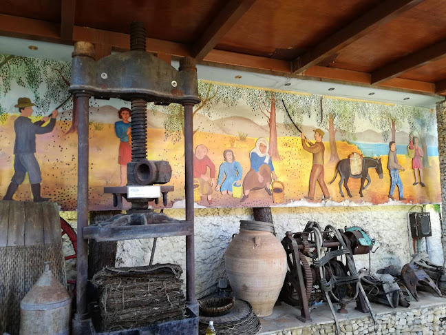 Λεωφ. Λαυρίου 71, Παιανία 190 02