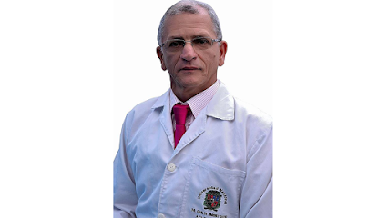 Dr. Carlos Jimenez especialista en acupuntura