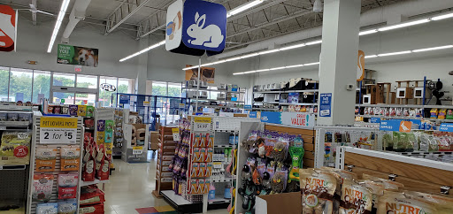 Pet Supply Store «Chow Hound Pet Supplies», reviews and photos, 660 Chicago Dr, Holland, MI 49423, USA