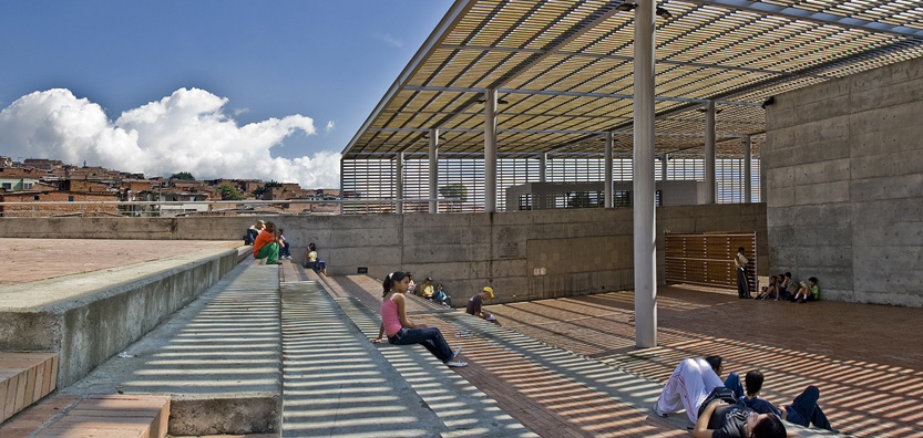 Parque Biblioteca Tomás Carrasquilla - La Quintana