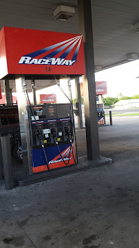 RaceWay - Photo 3 - Car repair in Port Arthur, TX, Port Arthur