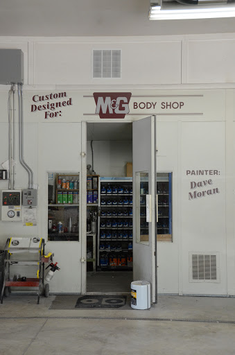 Auto Body Shop «M & G Body Shop», reviews and photos, 12018 Hamilton Ave, Cincinnati, OH 45231, USA