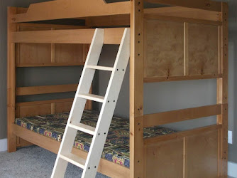 SD Furniture & Kitchen Cabinets Inc. / Riddle Bunk Beds